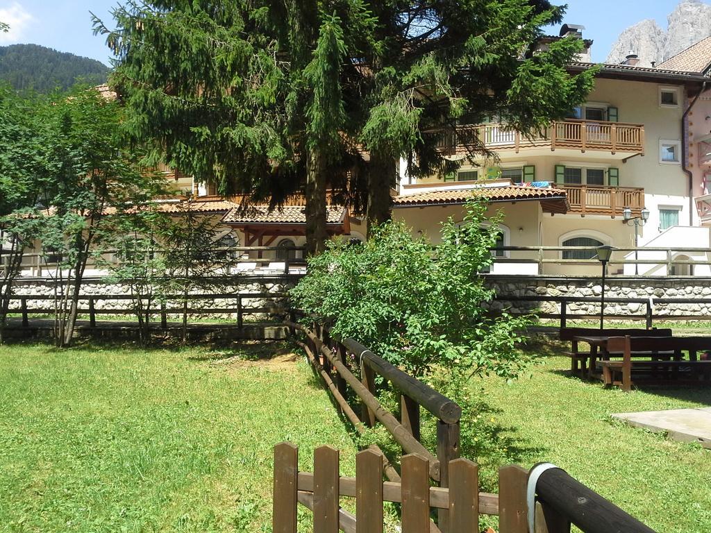 Appartamento Niki Campitello Campitello di Fassa Rum bild