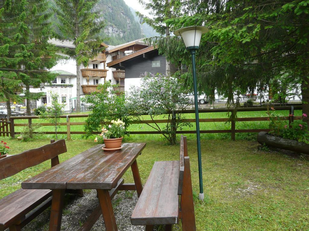 Appartamento Niki Campitello Campitello di Fassa Exteriör bild