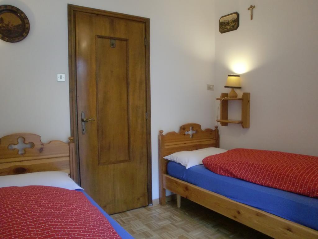 Appartamento Niki Campitello Campitello di Fassa Exteriör bild