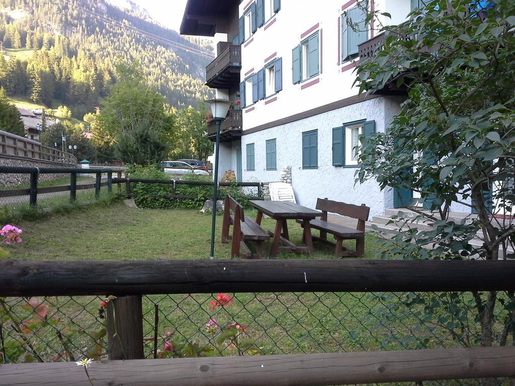 Appartamento Niki Campitello Campitello di Fassa Exteriör bild